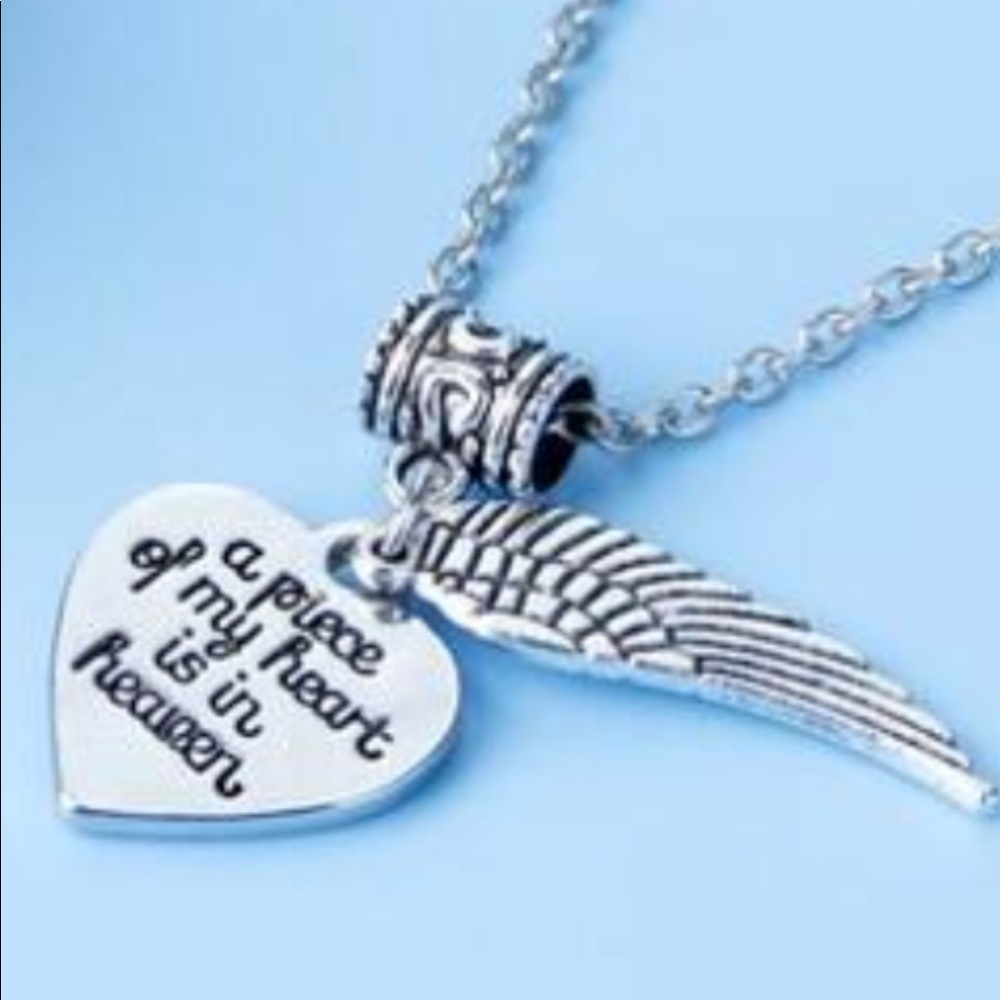 🙏🏻 Love Necklace 🙏🏻 - Picture 1 of 5